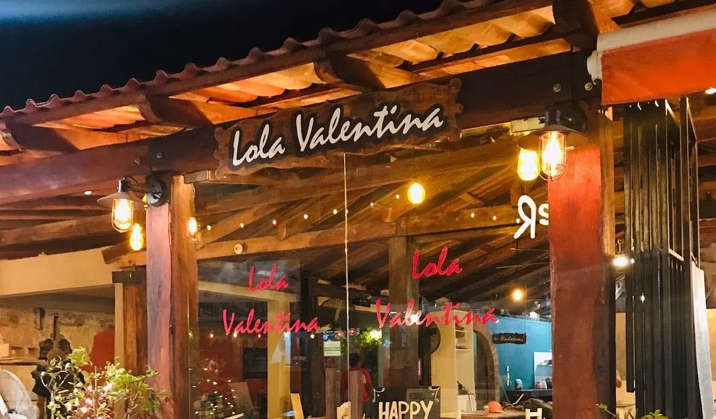 Lola Valentina, Cancun