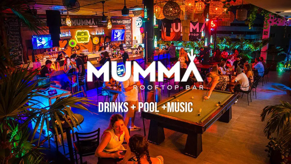 MUMMA Rooftop Bar (Nomads Hotel, Hostel & Rooftop Pool), Cancun
